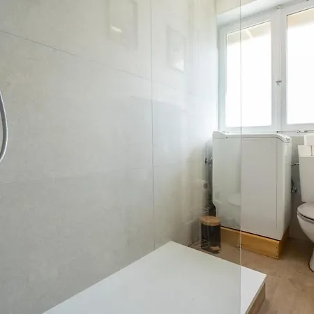 Elegant Sur Boulevard Centre Daire *