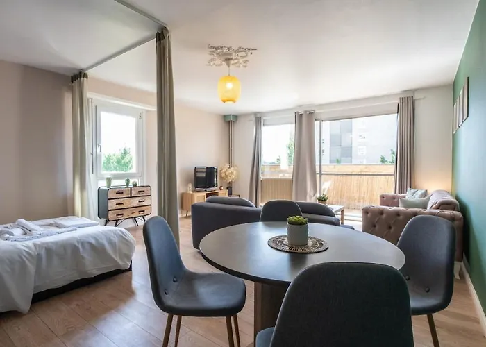Elegant Sur Boulevard Centre Apartment Mülhausen